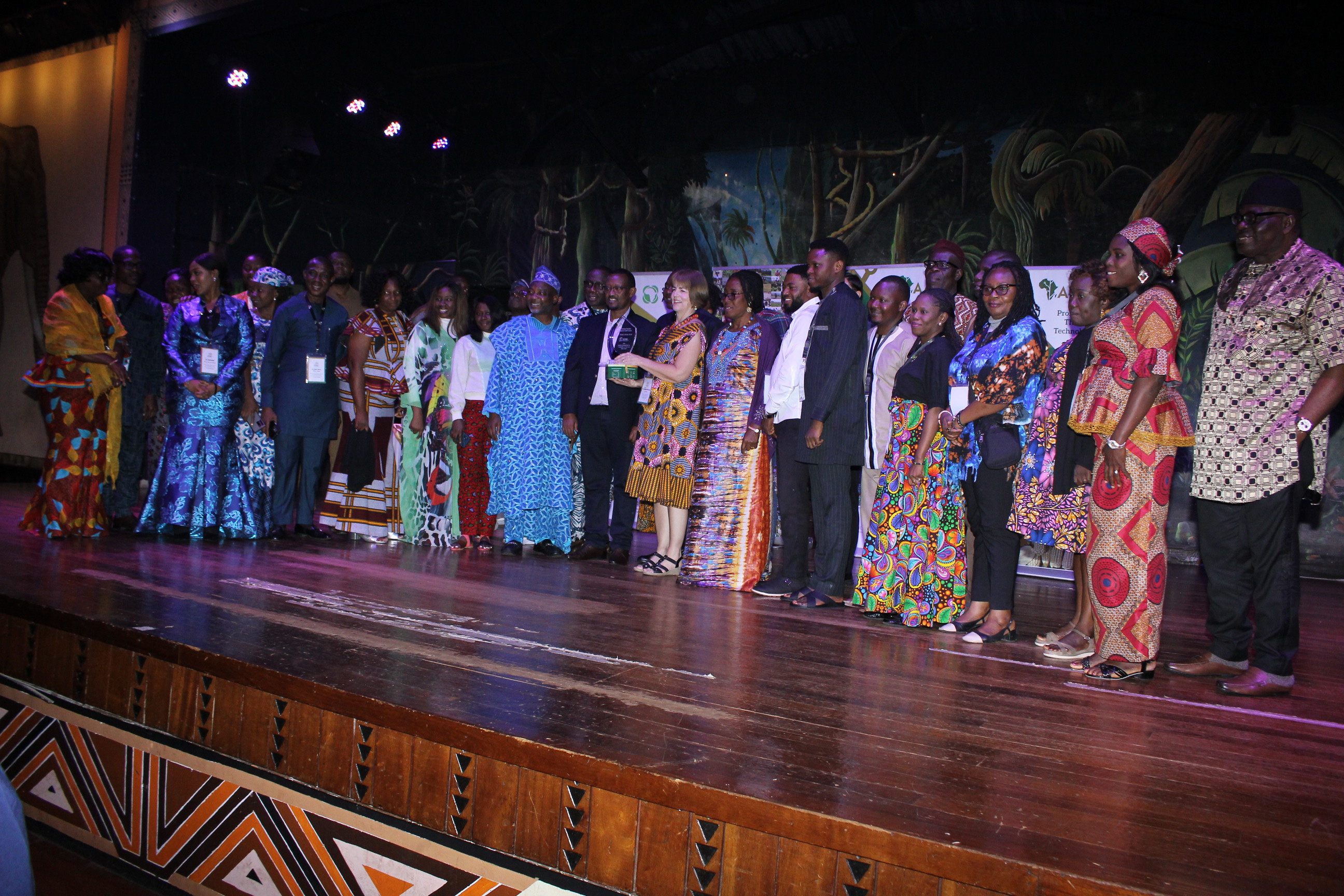 https://istrc.aatf-africa.org/wp-content/uploads/2022/12/IMG_8263.jpg
